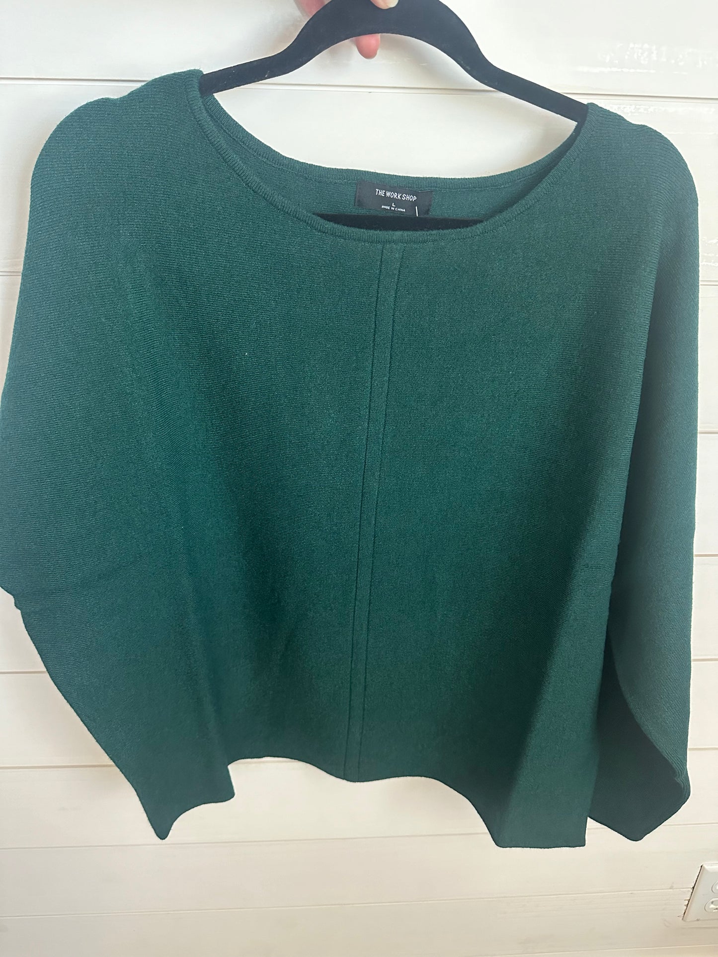 SOLID BOAT NECK FRONT SEAM KNIT SWEATER